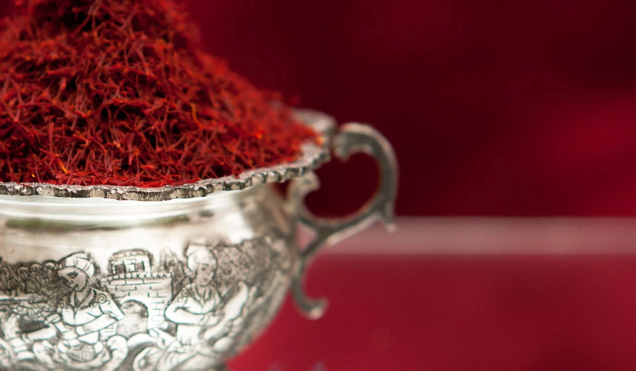 Saffron,Saffron iran,sell saffron,saffron packaging,saffron Shopping,saffron export,buy saffron,saffron tea,saffron properties,suppliers saffron,iranian saffron