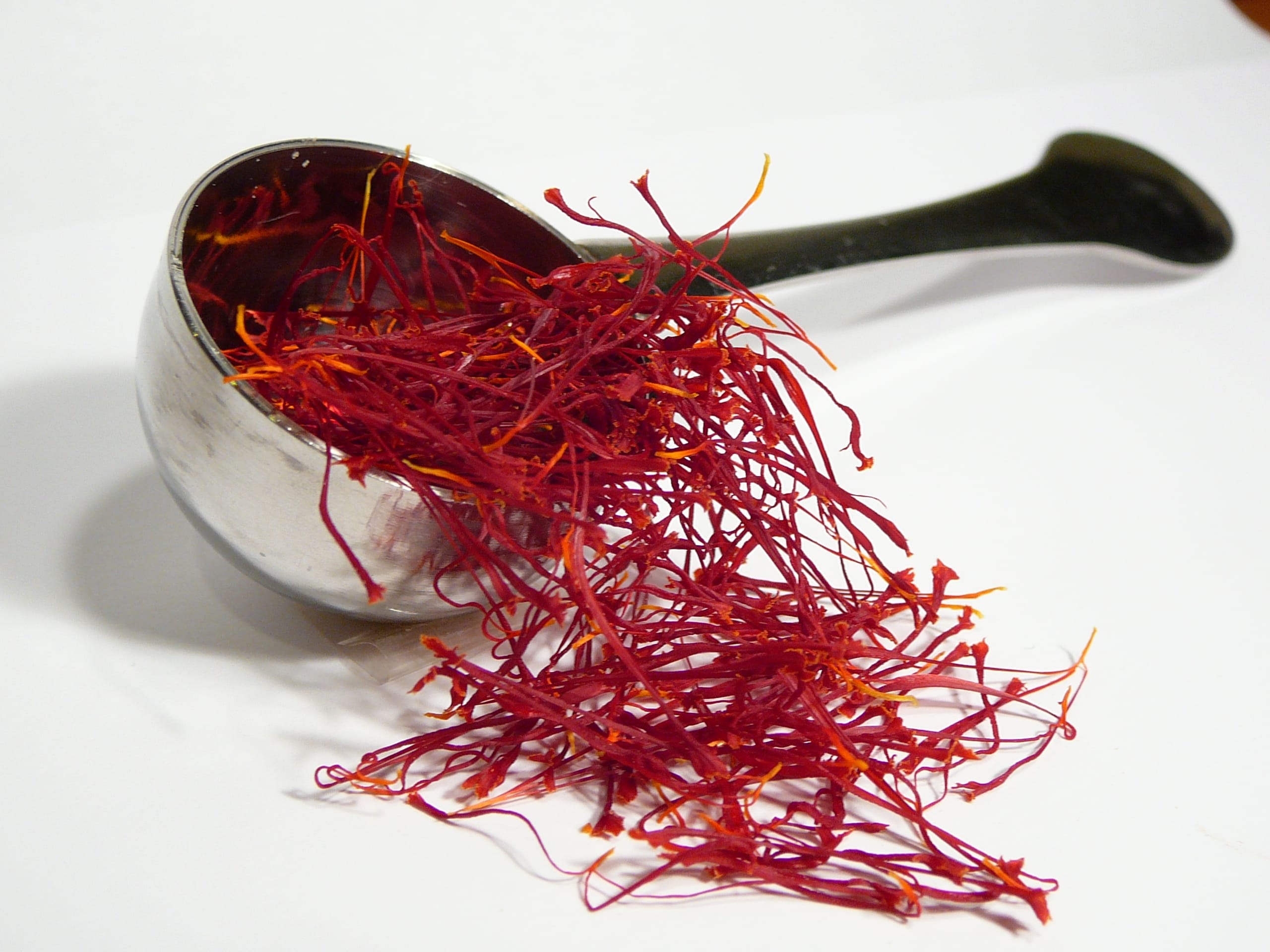 Saffron subsistence farmers improve