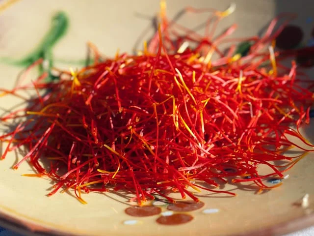 Iran's continuation of a red gold silver