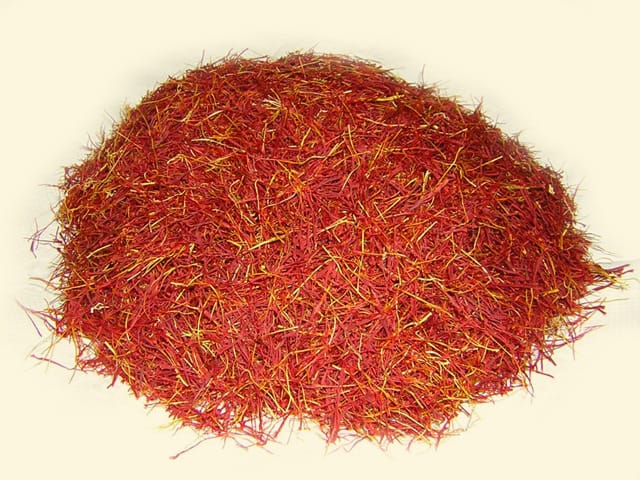 cut-saffron_It-is-obtained-from-Bunch-Saffron-by-cutting-the-main-part-of-styles