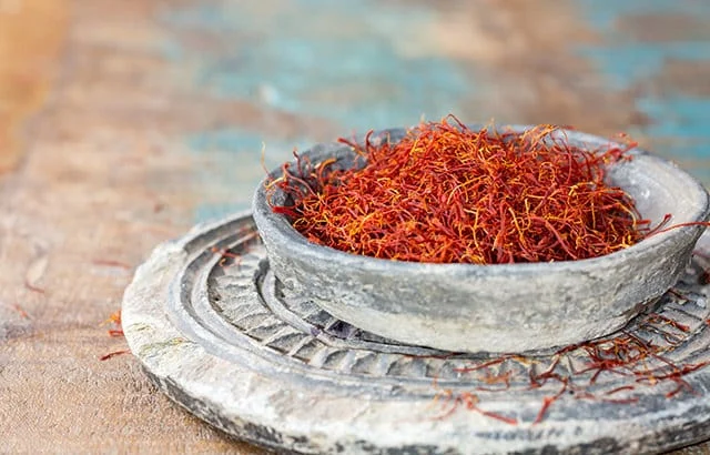 Saffron makes you happy,Antidepressants,Saffron in cooking,Saffron to lose weight,
