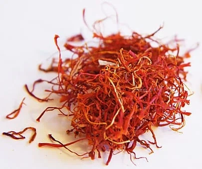 The cultivation of saffron in Iran is growing in the city of Alborz,Saffron cultivation,The scent of saffron,persian saffron for iran,persian saffron,azafrán persa,ペルシャサフラン,波斯藏红花