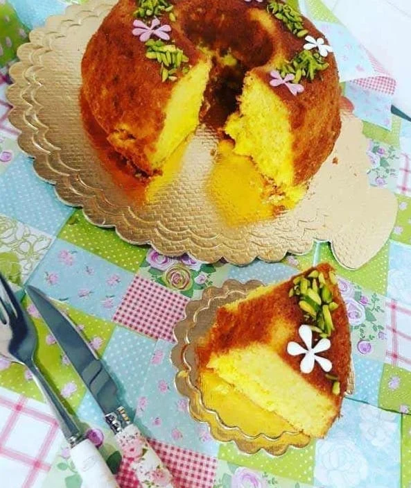 Yogurt Cake and Saffron Recipe,Yogurt Cake,Yogurt,Yogurt Cake and Saffron,Eggs,Saffron mixed with water