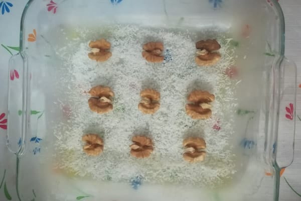 Recipe for delicious dessert Halva Dehin Najaf with saffron, Halva Shireh, crispy halva, how to prepare Arabic halva, Najaf Halva with saffron, Halva Dehin Najaf