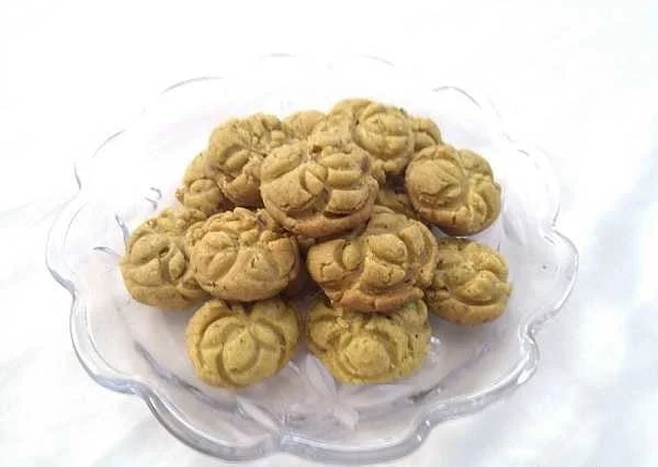 recipe for Oghuzkana sweets with Iranian saffron, Oghuzkana sweets with Iranian saffron, Oghuzkana sweets, Oghuzkana sweets with saffron, Local food, How to prepare Oghuzkana sweets with Iranian saffron, Tips for Oguzkana sweets with Iranian saffron, How to prepare different types of sweets, Cooking training with saffron