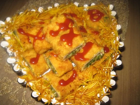 recipe for cooking chicken roulette with Iranian saffron, Chicken roulette with Persian saffron, Chicken roulette, Local food, How to prepare chicken roulette with Iranian saffron, Tips for cooking chicken roulette with Iranian saffron, How to prepare different types of roulette, Cooking training with saffron