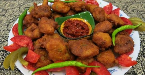 recipe for cooking kuku pokura with Persian saffron, kuku pokura with iranian saffron, kuku pokura, local food, how to prepare kuku pokura with iranian saffron, tips for cooking kuku pokura with iranian saffron, how to prepare different types of kuku, cooking instruction with saffron
