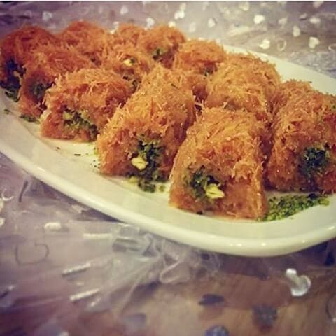 recipe for baking noodles with cream and saffron, Noodles with cream and Iranian saffron, Noodles with cream, Local food, How to prepare noodles with cream and Iranian saffron, Tips for baking noodles with cream and Iranian saffron, How to prepare different types of food, Cooking training with saffron