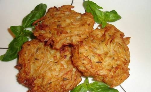 recipe for cooking kuku onion with Iranian saffron, kuku onion with iranian saffron, kuku onion, kuku onion with saffron, local food with iranian saffron, how to prepare kuku onion with iranian saffron, tips for cooking kuku onion with iranian saffron, how to prepare kuku types, cooking instruction with saffron