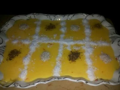 recipe for cooking starch and milk halva with Iranian saffron, Halva starch and milk with Iranian saffron, Halva starch and milk, Halva starch and milk with saffron, Local food, How to prepare halva Starch and milk with Iranian saffron, Tips for cooking halva Starch and milk with Iranian saffron, How to prepare different types of saffron