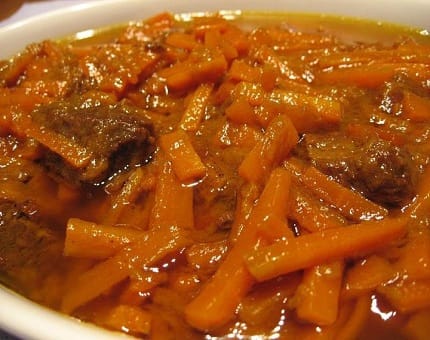 recipe for cooking plum and carrot stew with Iranian saffron, Plum and carrot stew with Iranian saffron, Plum and carrot stew, Plum and carrot stew with saffron, Local food, How to prepare plum and carrot stew with Iranian saffron, Tips for cooking plum and carrot stew with Iranian saffron, Cooking training with saffron