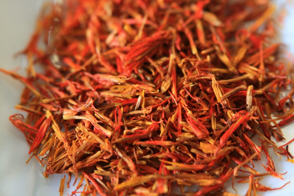 Price instability is the most important challenge for red gold , The most important challenge of red gold, Saffron harvest, Saffron cultivation, Economic prosperity in saffron, Medicinal plants, Price instability Red Gold challenge, Price stability The most important challenge of red gold, Price instability The most important challenge of saffron